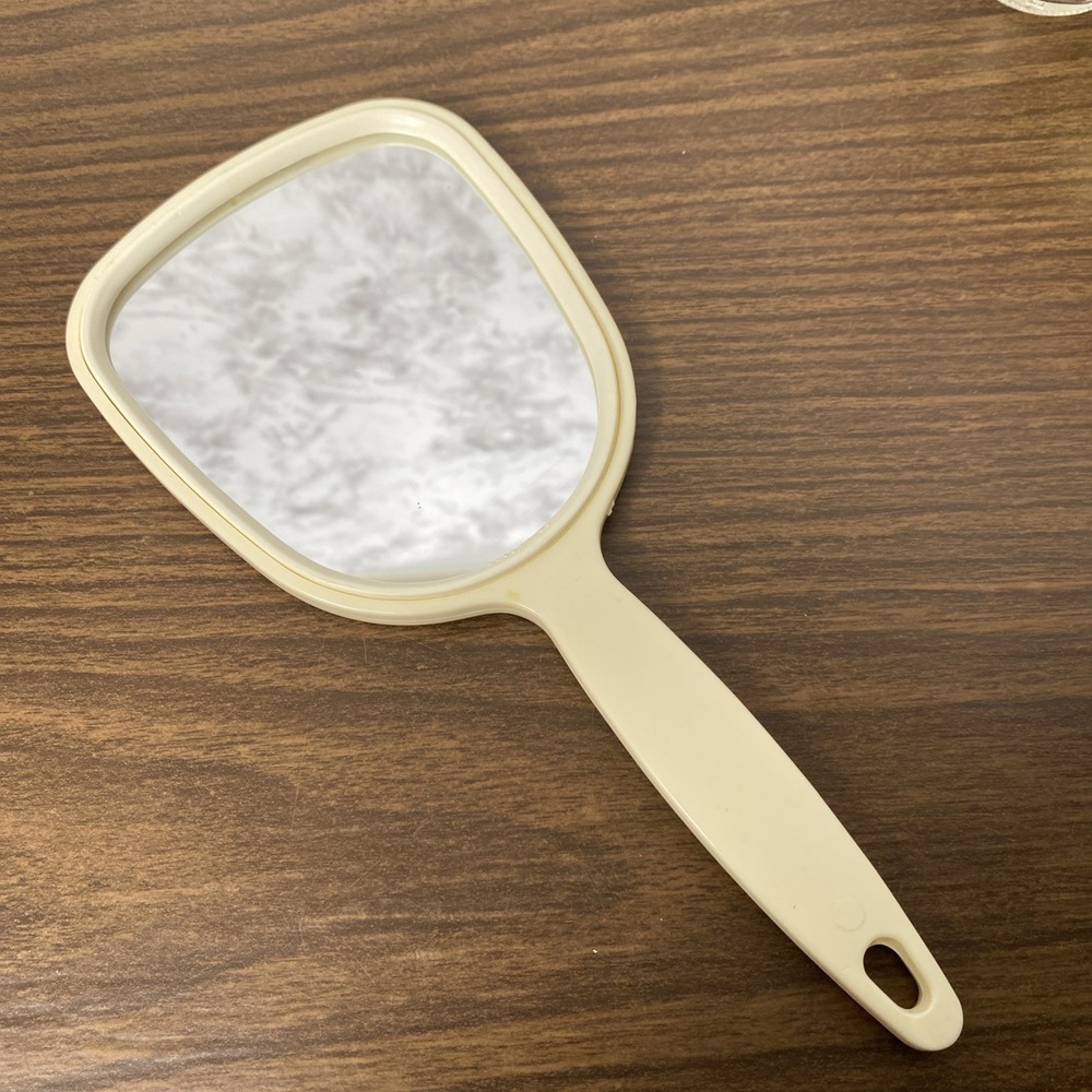 VTG Goody Off-White Plastic Hand Held Mirror With Handle Made In USA 11" x 5.25"